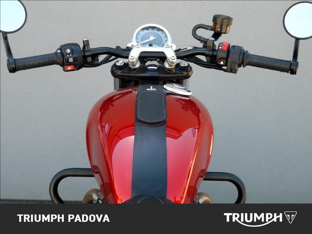 TRIUMPH Street Twin 900 