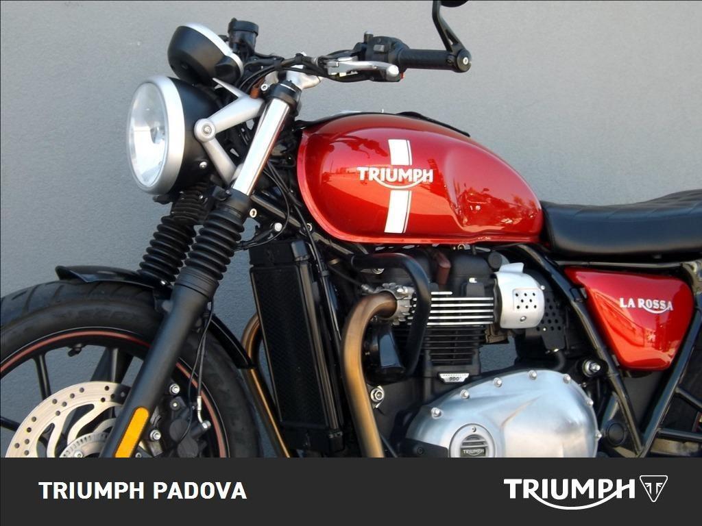 TRIUMPH Street Twin 900 