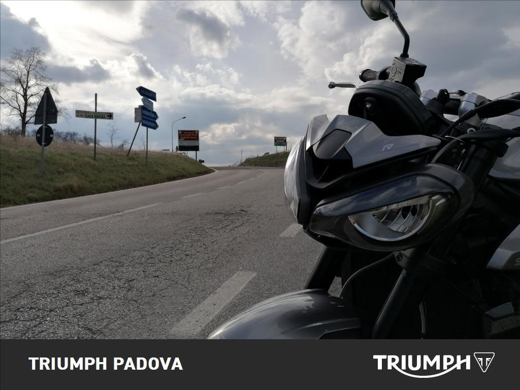 TRIUMPH Street Triple 765 R