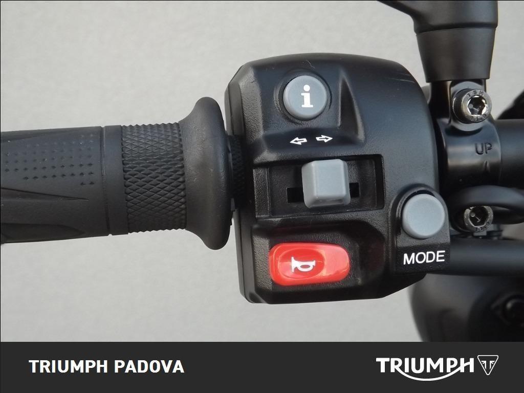 TRIUMPH Street Triple 765 R
