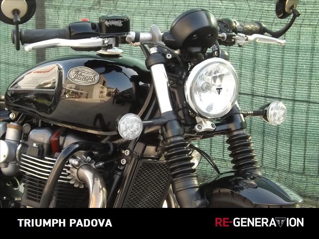 TRIUMPH Bonneville 1200 Bobber 