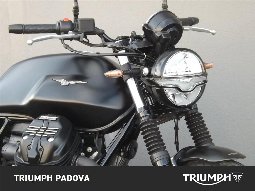 MOTO GUZZI V7 850 Stone Abs