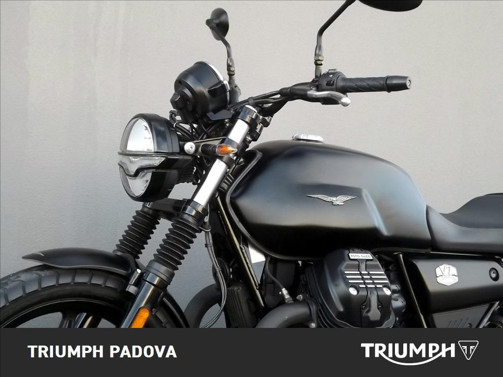 MOTO GUZZI V7 850 Stone Abs