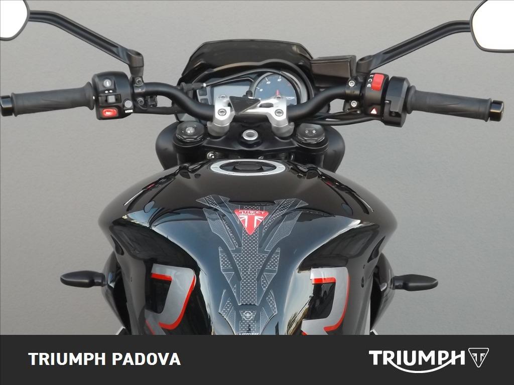 TRIUMPH Street Triple 765 R Low seat