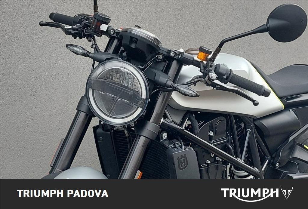 HUSQVARNA Vitpilen 701 4T