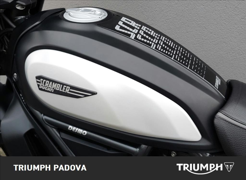 DUCATI Scrambler 800 Icon Dark