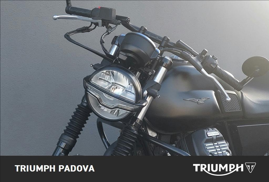 MOTO GUZZI V7 850 Stone Abs