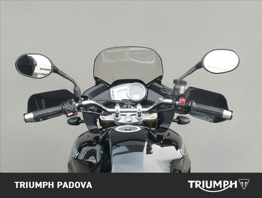 TRIUMPH Tiger 1050 