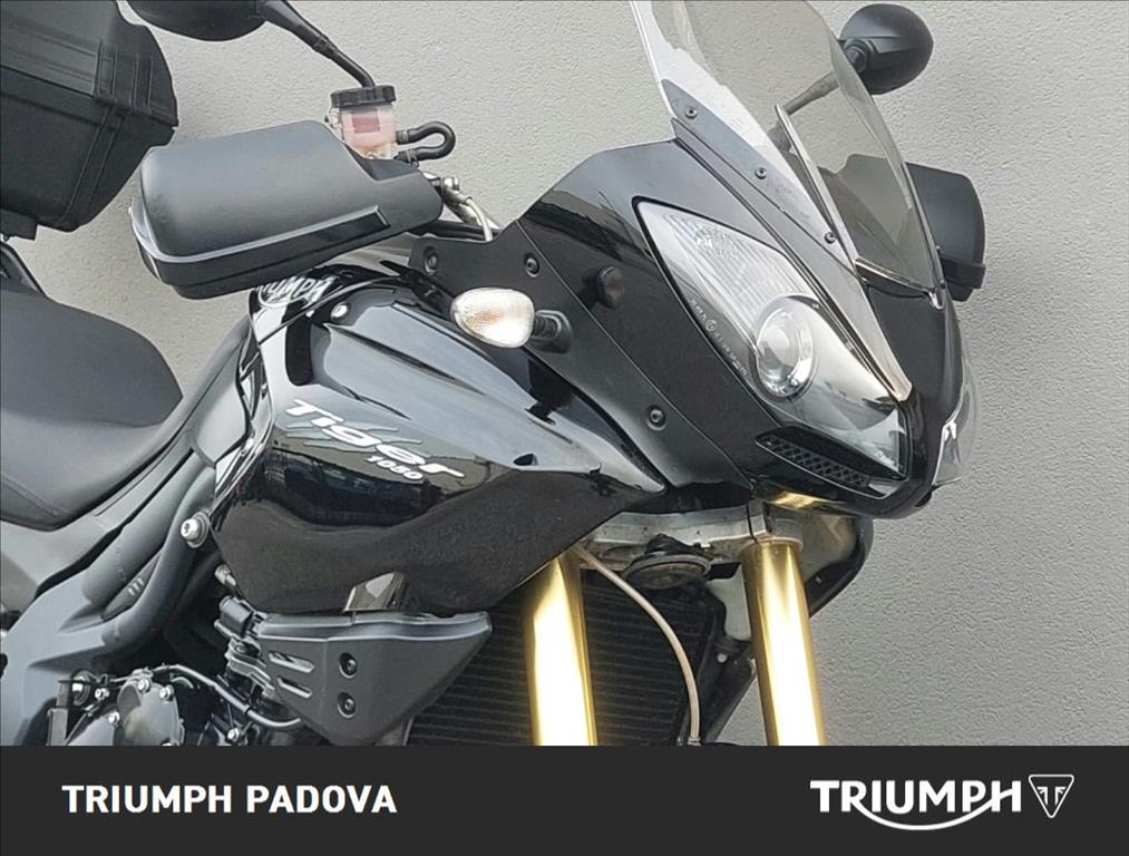 TRIUMPH Tiger 1050 