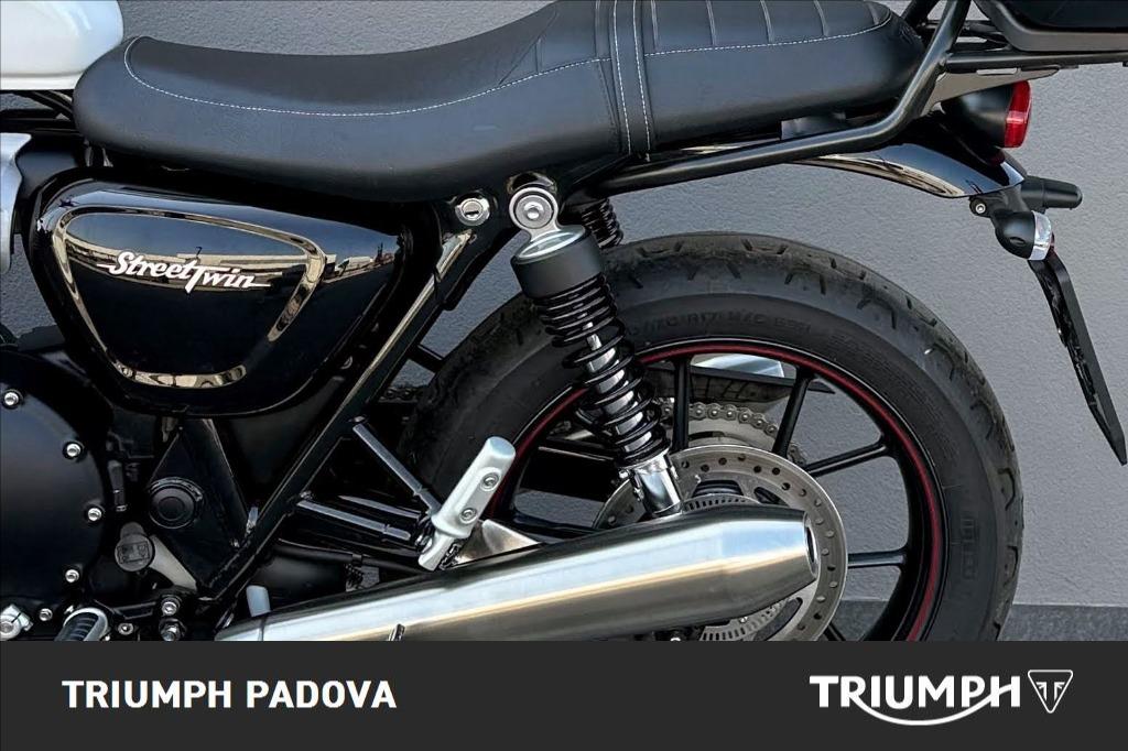 TRIUMPH Street Twin 900 