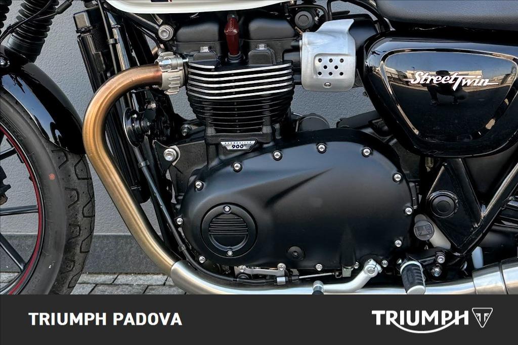 TRIUMPH Street Twin 900 