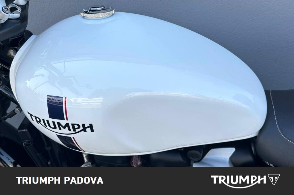 TRIUMPH Street Twin 900 