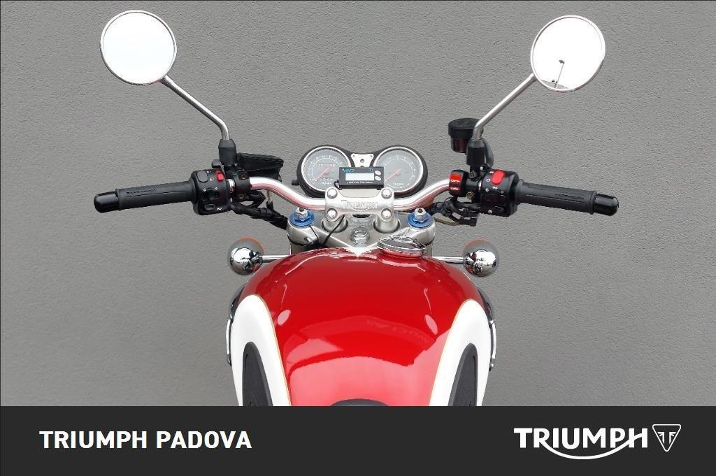 TRIUMPH Thunderbird 900 