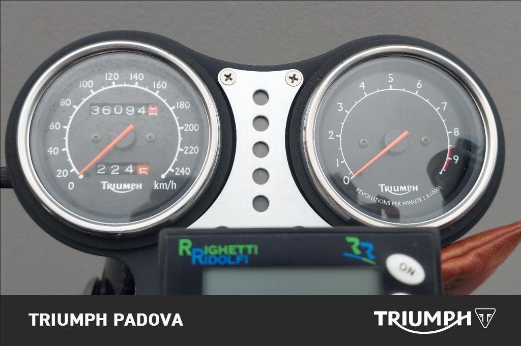 TRIUMPH Thunderbird 900 