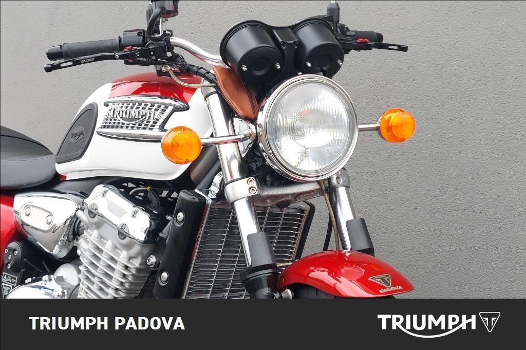 TRIUMPH Thunderbird 900 