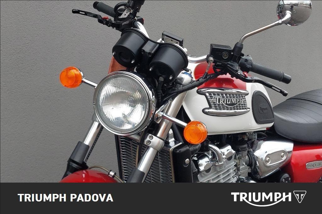 TRIUMPH Thunderbird 900 