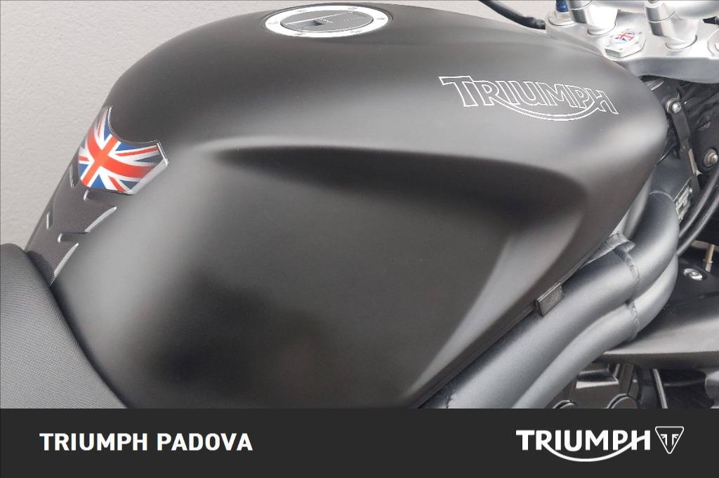 TRIUMPH Speed Triple 1050 