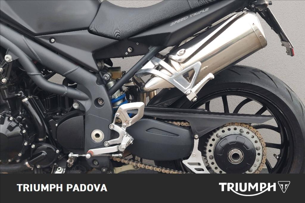 TRIUMPH Speed Triple 1050 