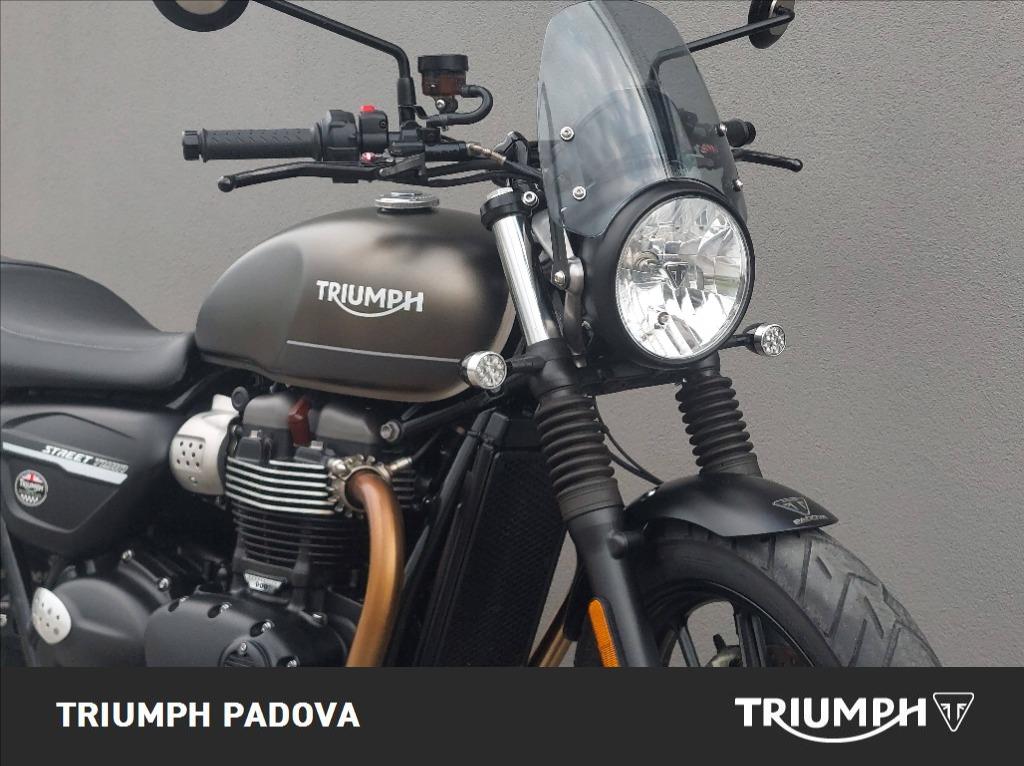TRIUMPH Street Twin 900 
