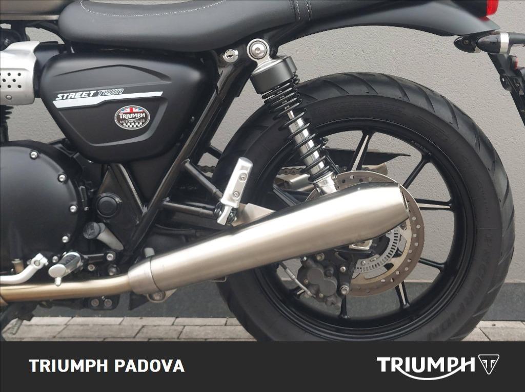 TRIUMPH Street Twin 900 