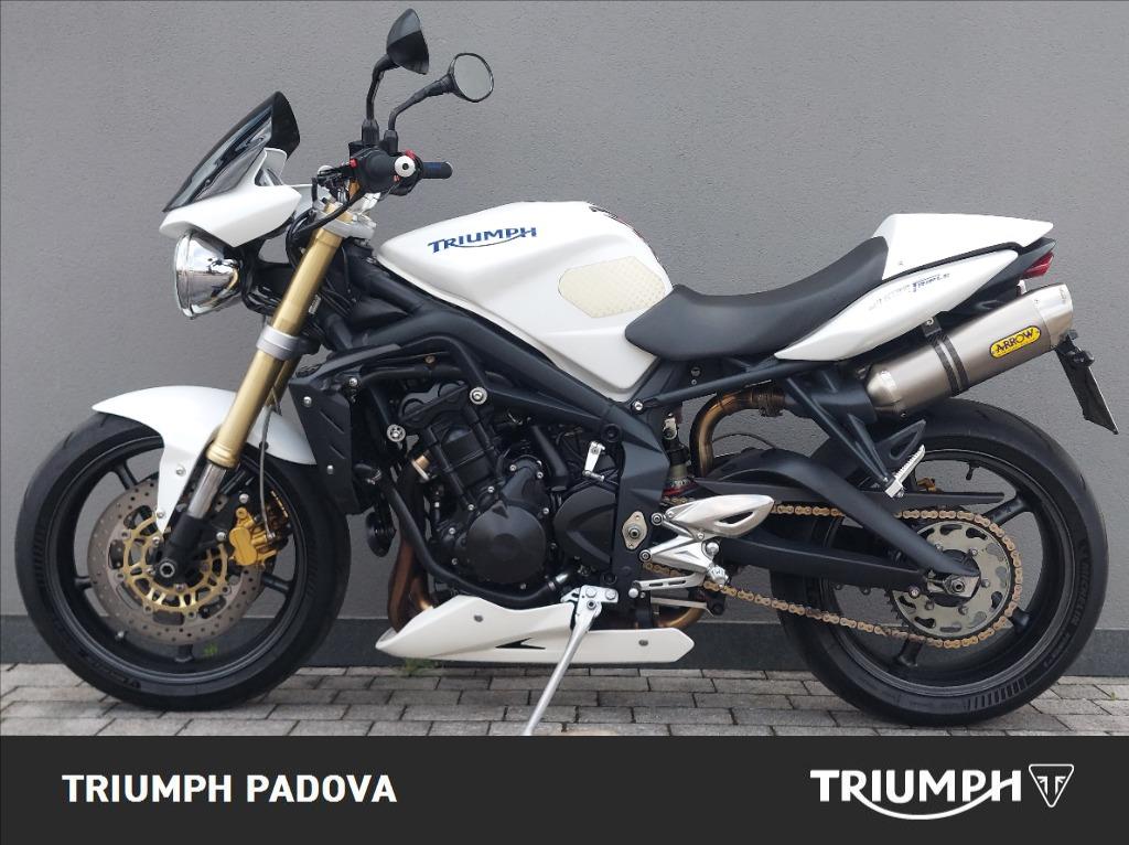 TRIUMPH Street Triple 675 