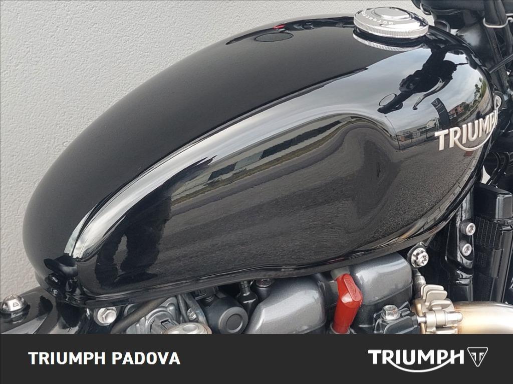 TRIUMPH Bonneville 1200 Bobber E4