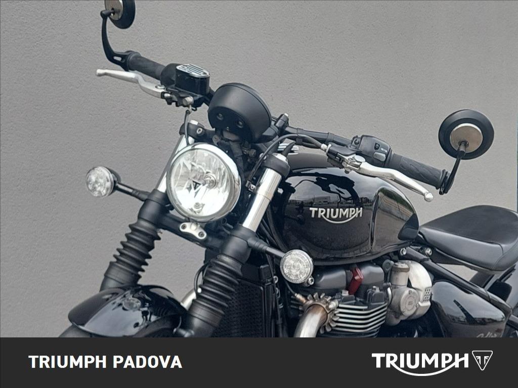 TRIUMPH Bonneville 1200 Bobber E4