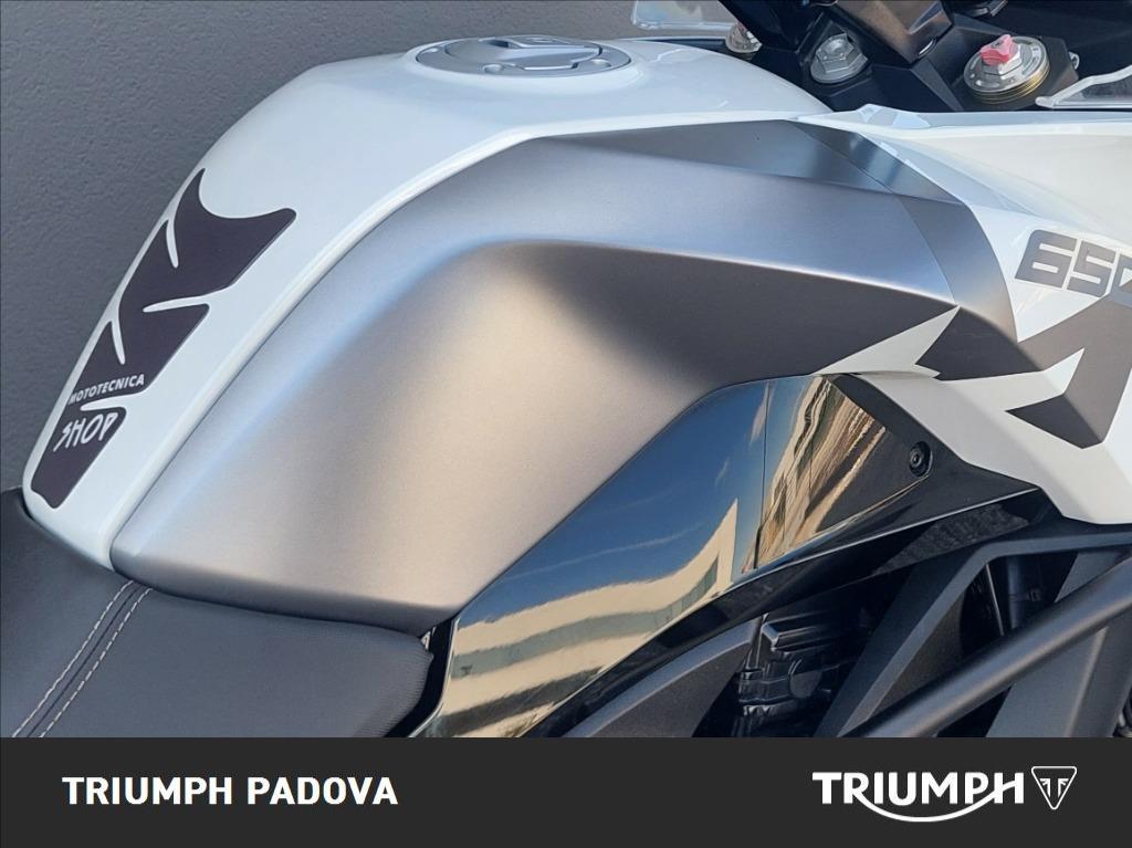 CFMOTO 650 MT Abs