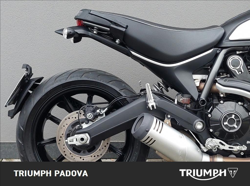 DUCATI Scrambler 800 Icon Dark