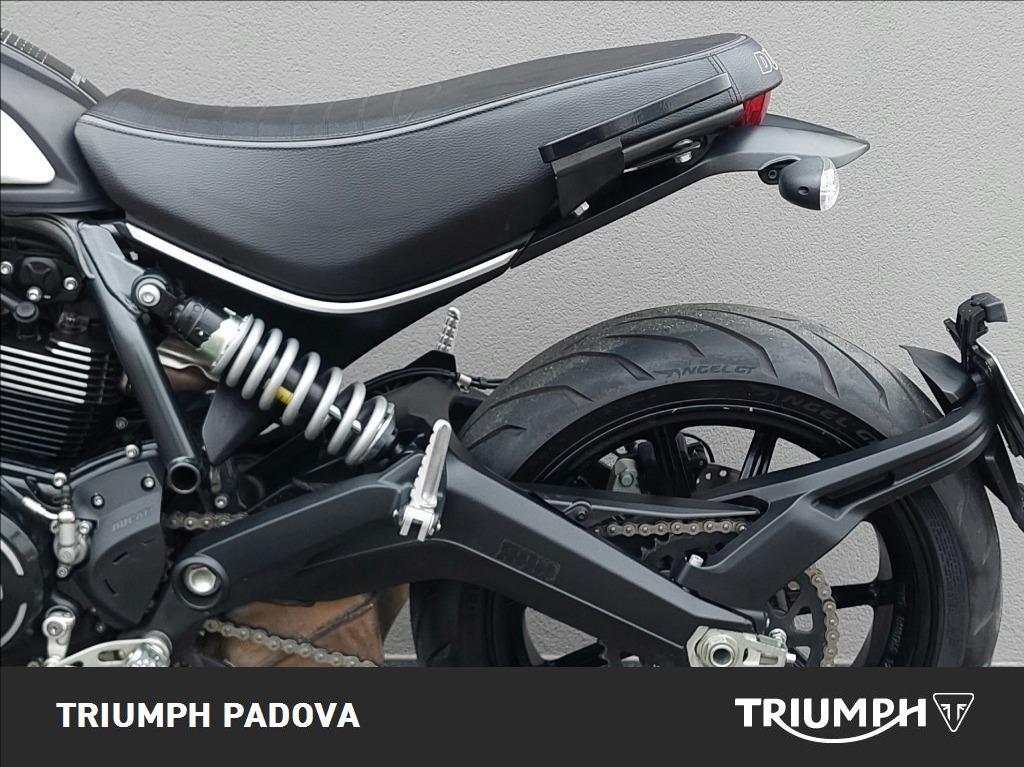 DUCATI Scrambler 800 Icon Dark