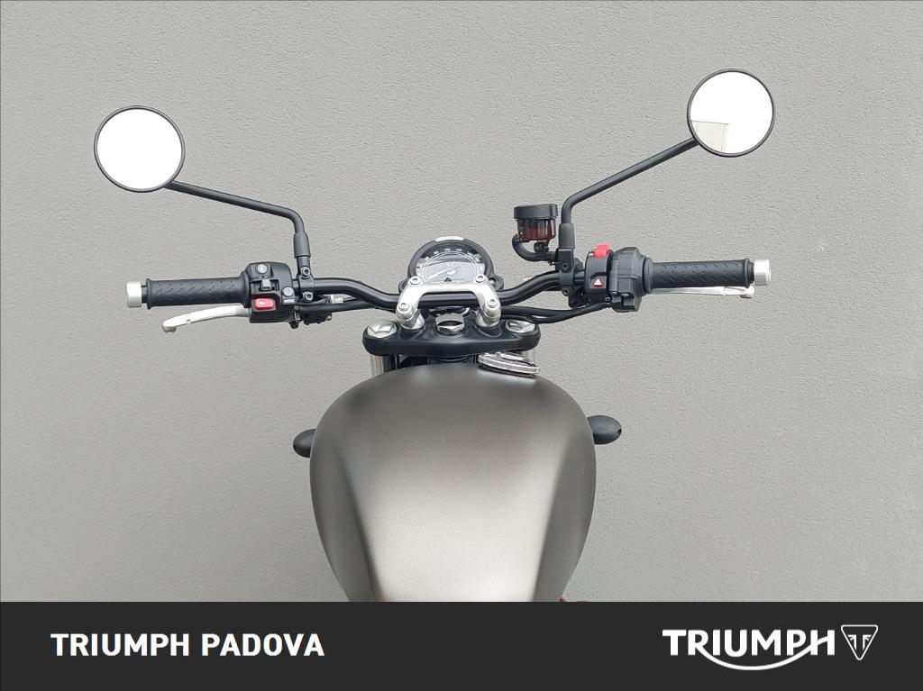 TRIUMPH Street Twin 900 
