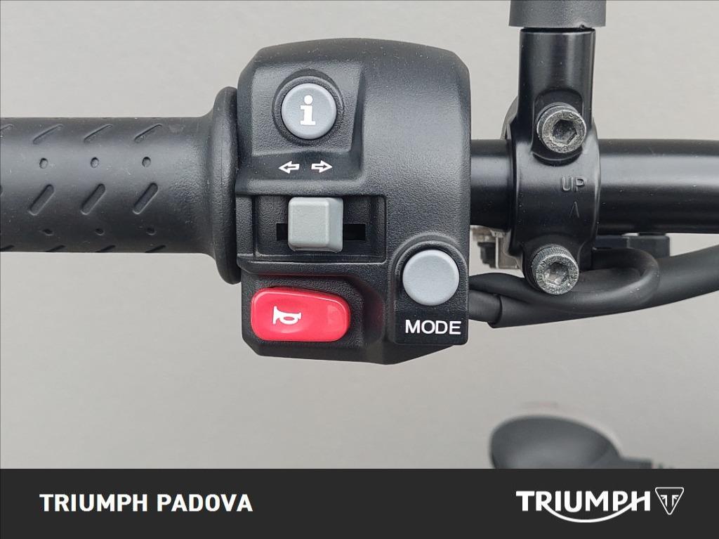 TRIUMPH Street Twin 900 