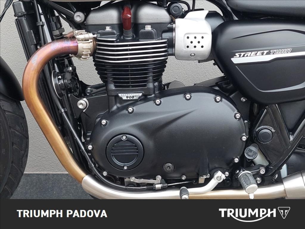 TRIUMPH Street Twin 900 