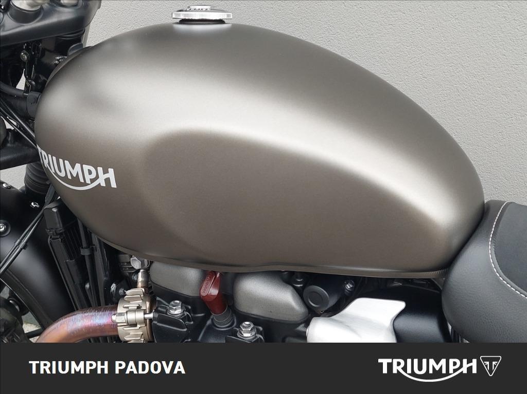 TRIUMPH Street Twin 900 