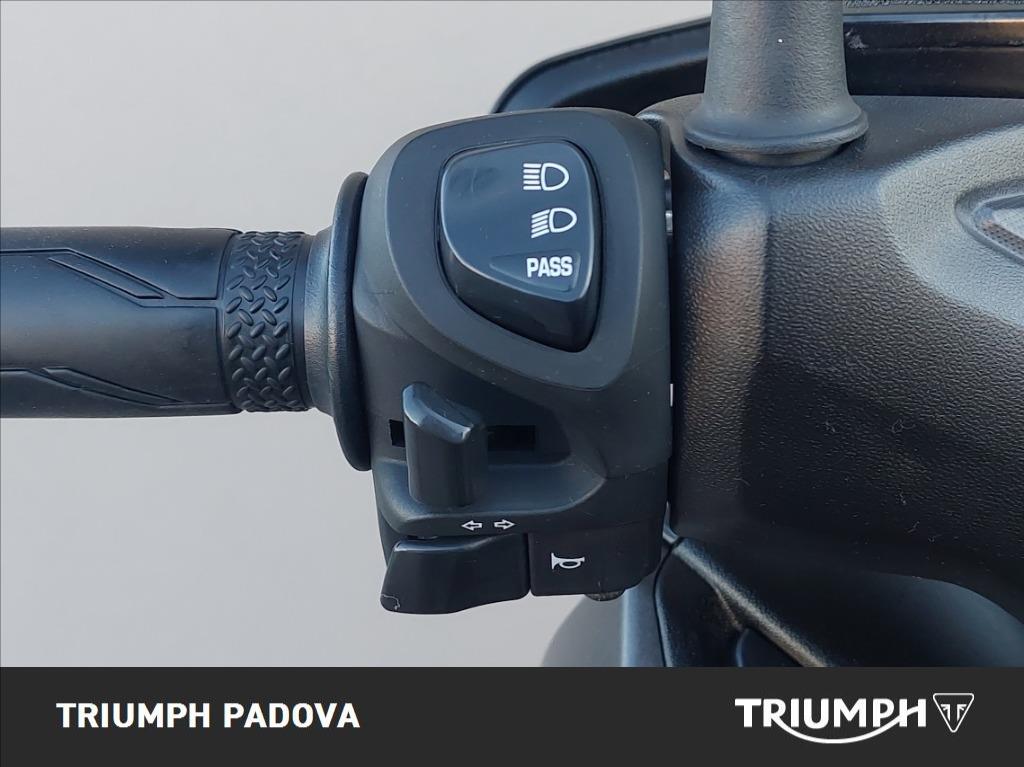 YAMAHA X-Max 125 Abs