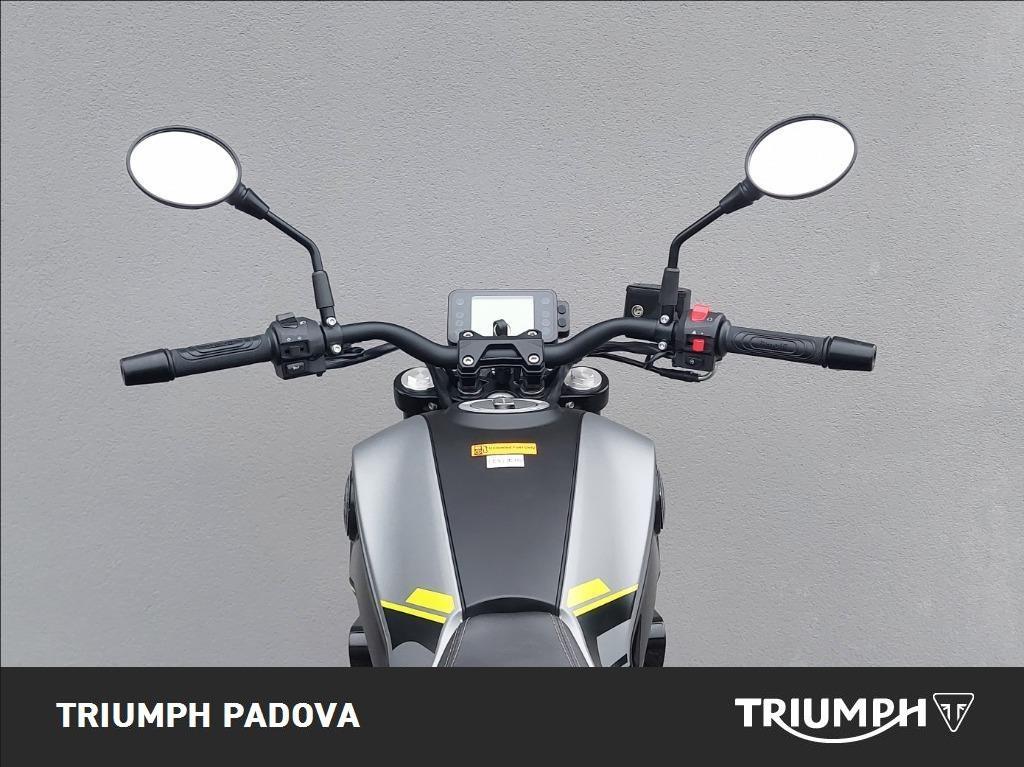 BENELLI Leoncino 250 E5