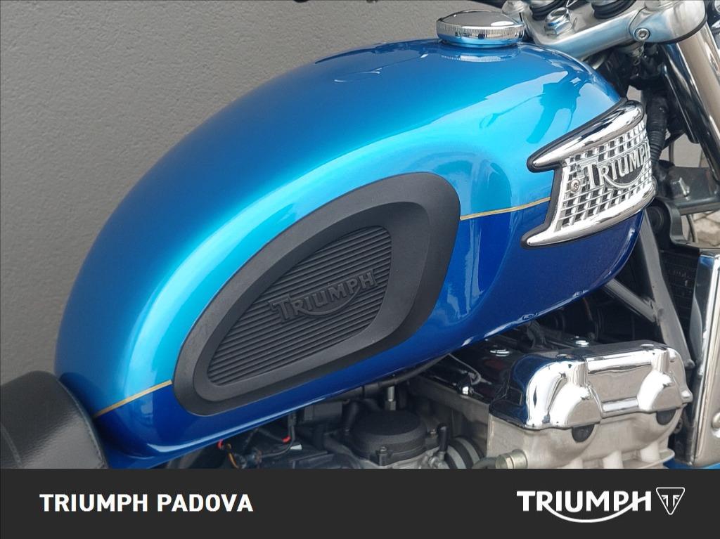 TRIUMPH Thunderbird 900 