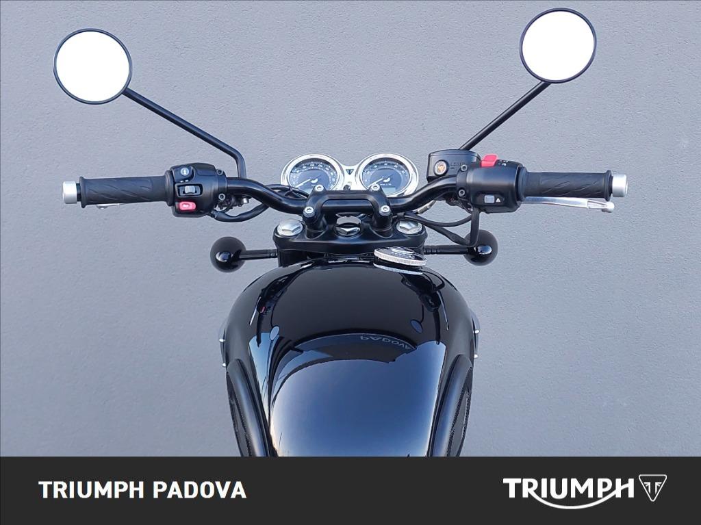 TRIUMPH Bonneville 900 T100 Black