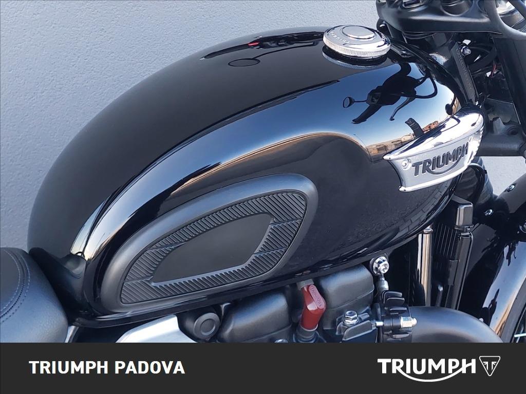 TRIUMPH Bonneville 900 T100 Black