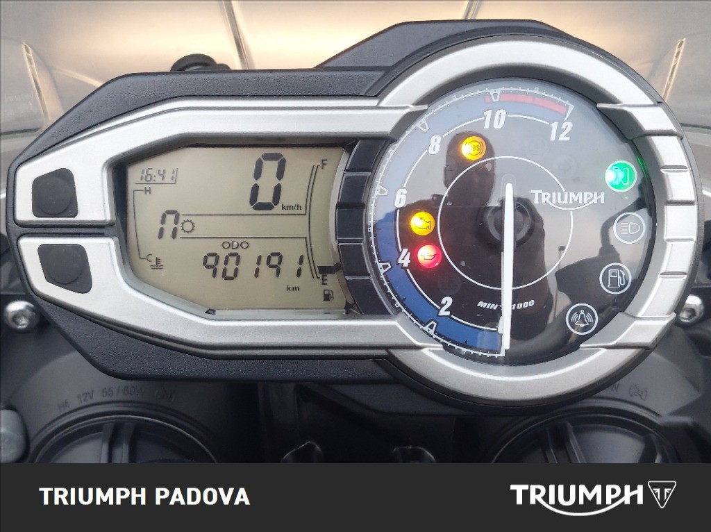 TRIUMPH Tiger 800 Abs