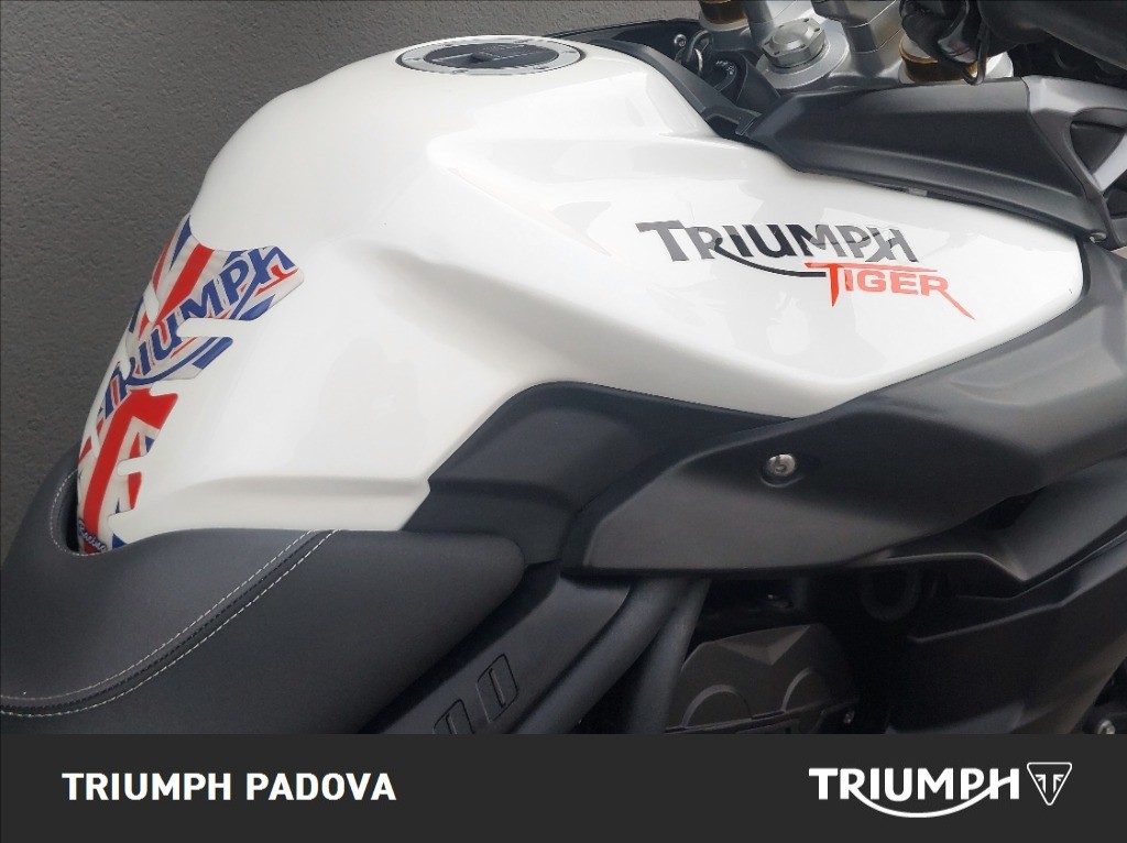 TRIUMPH Tiger 800 Abs