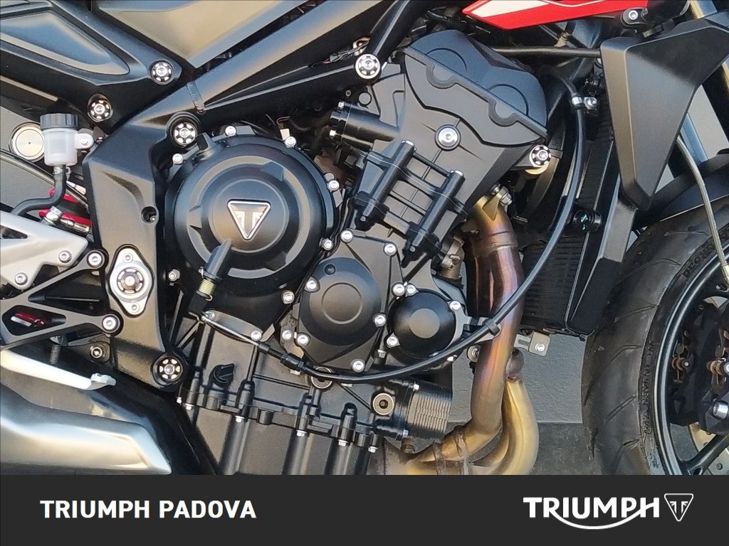 TRIUMPH Street Triple 765 R