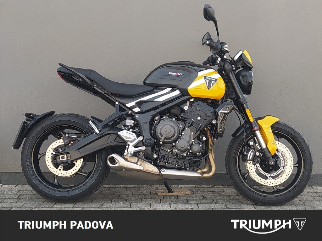 TRIUMPH Trident 660 Cosmic Yellow / Sapphire Black Abs