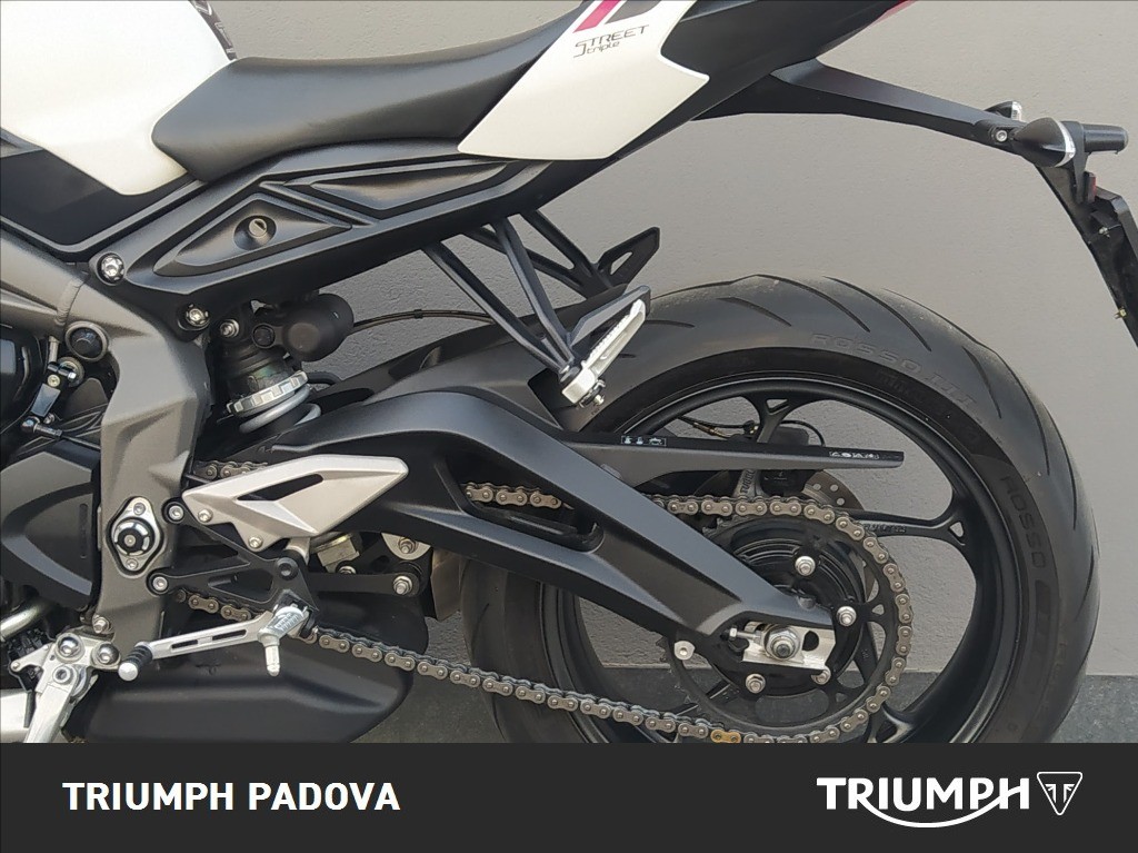 TRIUMPH Street Triple 660 S A2