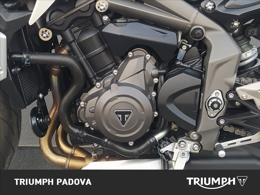 TRIUMPH Street Triple 660 S A2