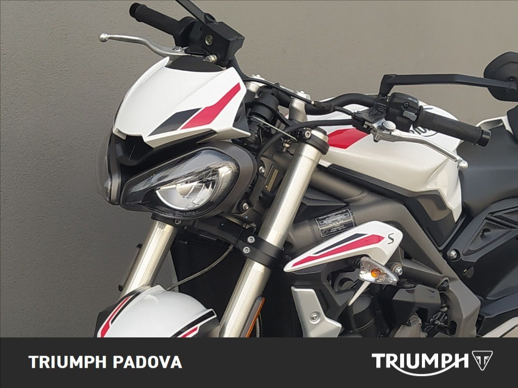 TRIUMPH Street Triple 660 S A2