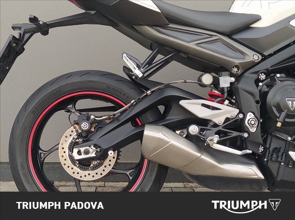 TRIUMPH Street Triple 765 R