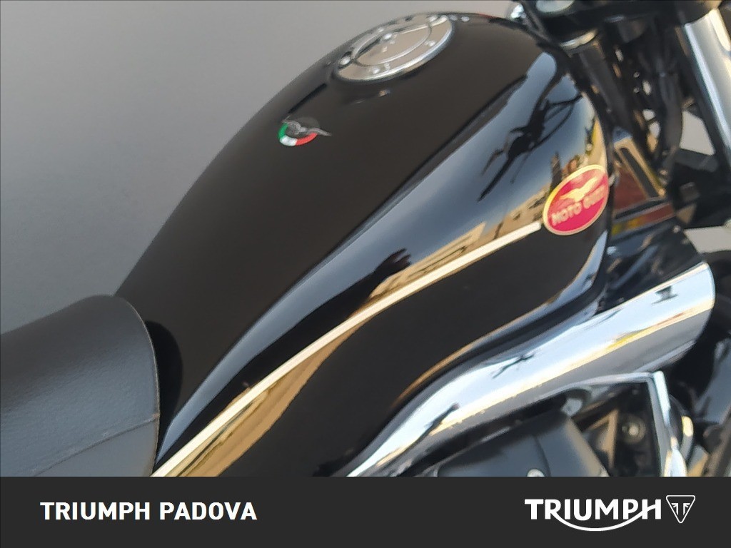 MOTO GUZZI Nevada 750 Classic