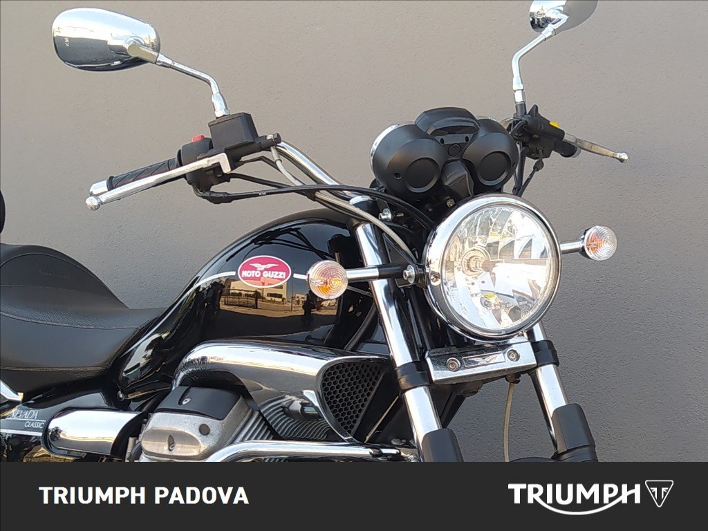 MOTO GUZZI Nevada 750 Classic