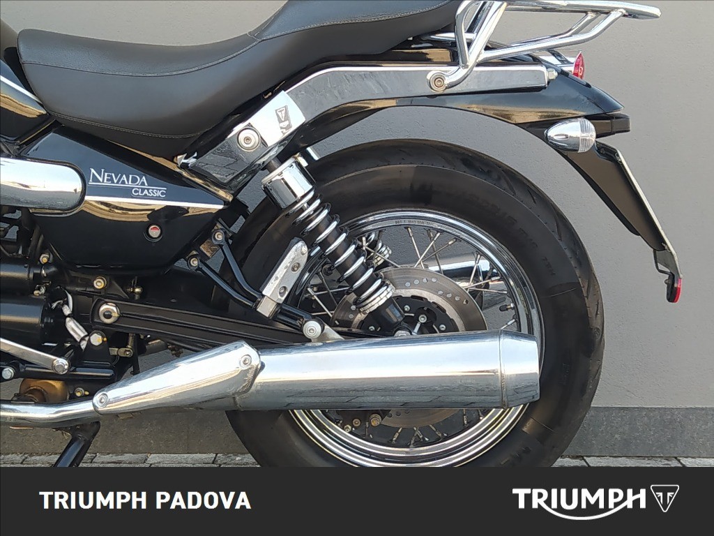 MOTO GUZZI Nevada 750 Classic